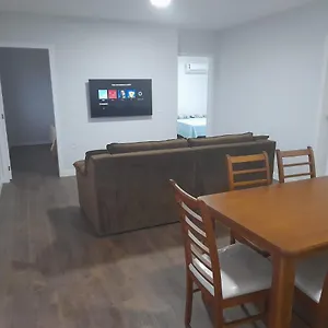 https://apartamento-ponta-do-papagaio-300-mts-do-mar.santa-catarina-brasil.com